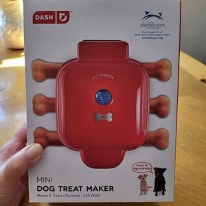 Dash Mini Dog Treat Maker